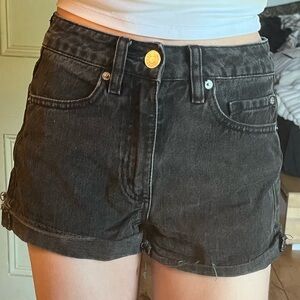 Garage shorts